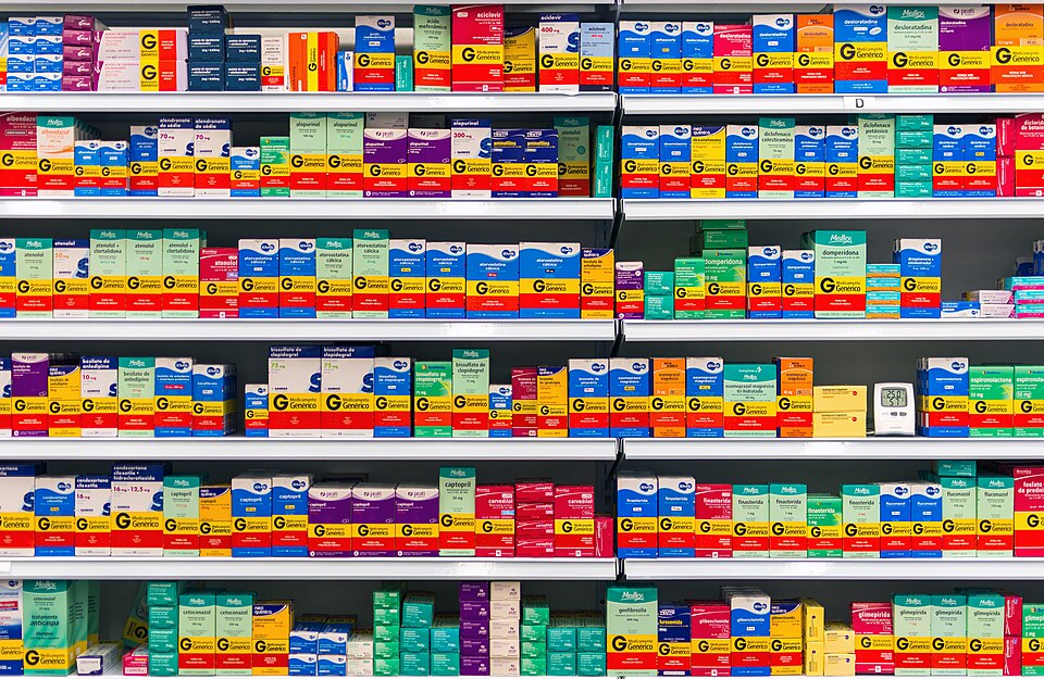 Une pharmacie sur l’avenue Paulista, à São Paulo, au Brésil.