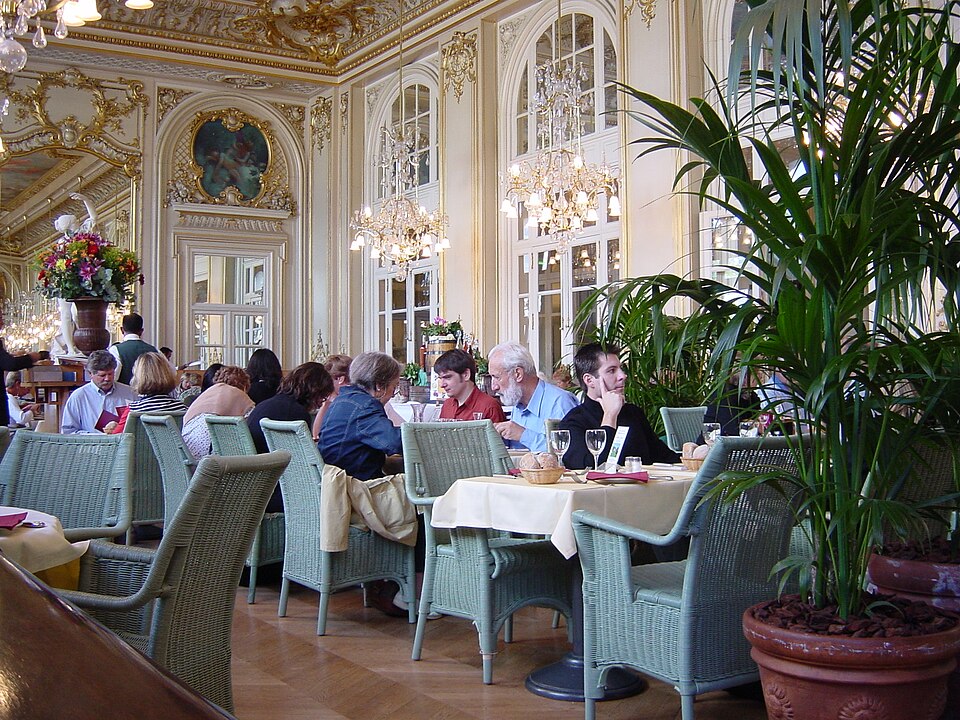 La salle du restaurant du musée d’Orsay, à Paris.